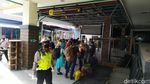 Ratusan TKI Tiba di Pelabuhan Tanjung Emas Semarang