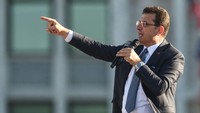 Program yang dicetuskan Imamoglu yang berkonsep pay it forward berhasil menggalang dana 15 juta Lira untuk membayari tagihan utilitas keluarga tidak mampu. Jumlah itu didapat hanya dalam sepekan sejak program itu diluncurkan pada awal Mei.