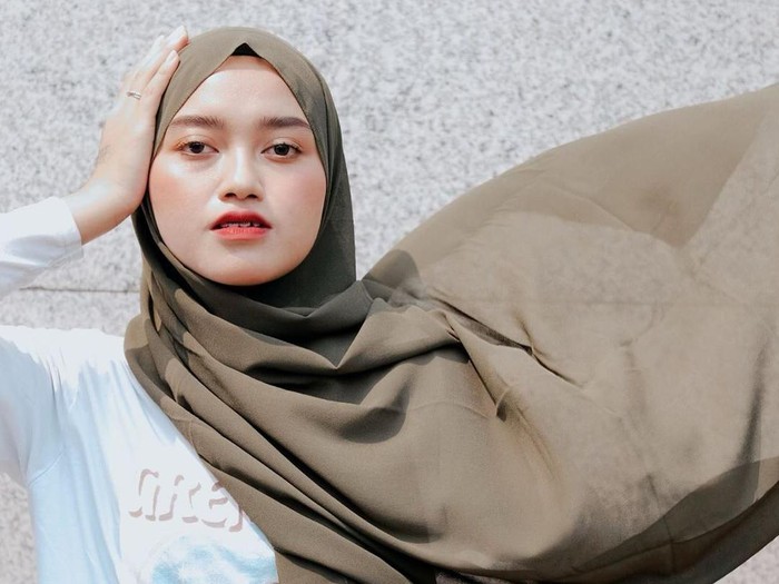 indira kalistha