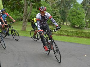 Jatuh Saat Gowes, Ganjar Pranowo Jalani Operasi
