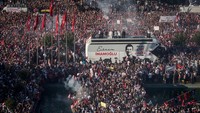 Secara terpisah, Cevdet Yilmaz dari AKP menyangkal adanya motif politik di balik tindakan pemerintah Erdogan. Kami ingin mereka bekerja dalam koordinasi, bukan secara terpisah, dari inisiatif lain, sebutnya.