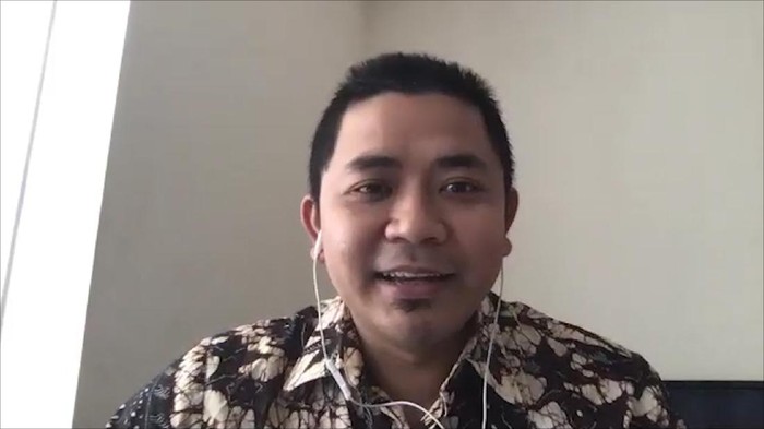Munawir Aziz, Sekretaris PCNU Inggris / Periset