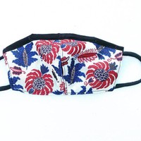 Seperti dikutip dari New York Post, ide membuat masker unik ini didapatkan Ellen dari temannya. Dalam satu minggu, dirinya bisa memproduksi masker hingga 40 buah. Masing-masing masker membutuhkan waktu satu jam untuk pembuatan. Foto: Instagram @ellenmacomber