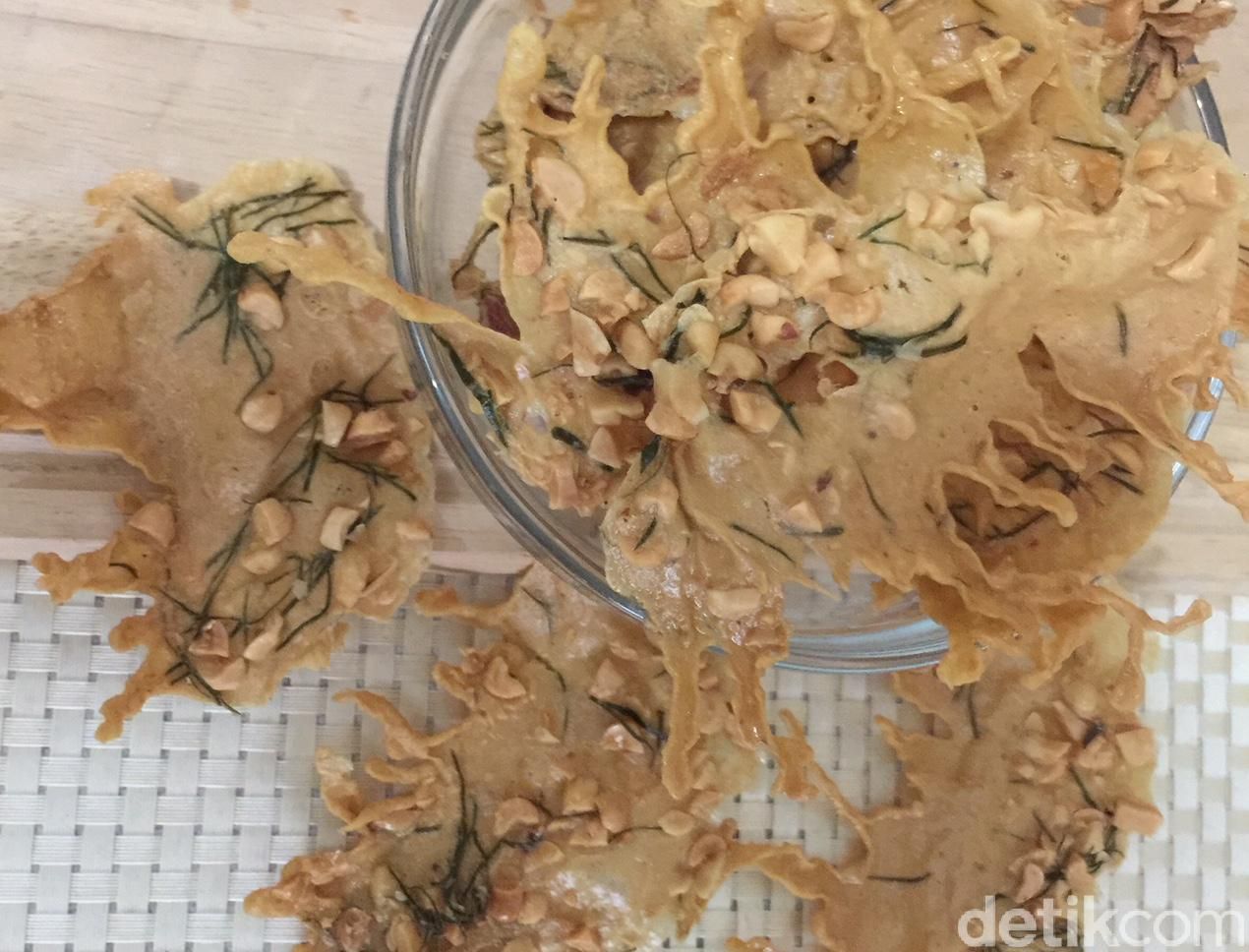 Cara Membuat Rempeyek Kacang Tanah