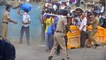 Ragam Cara Pekerja Migran India Mudik Saat Lockdown