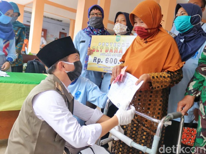 Pemkab Trenggalek memastikan penyaluran bantuan langsung tunai dana desa (BLT-DD) tahap pertama di Bulan April telah 100 persen. Yakni di 152 desa.