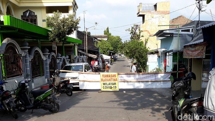 Kampung di Solo yang diisolasi untuk mencegah penularan virus Corona, Sabtu (16/5/2020).