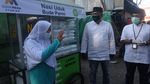 Bank Mega Syariah Bagikan 100.000 Makanan