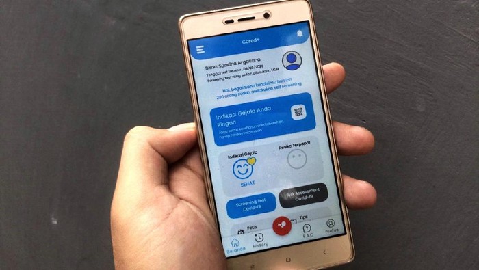 Penampakan aplikasi Cared+ untuk memantau gejala COVID-19 di masyarakat