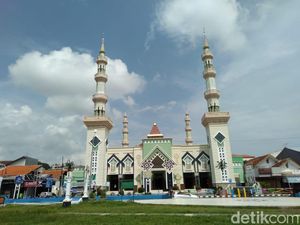Pemkot Tegal Izinkan Masjid di Wilayahnya Gelar Salat Idul Fitri