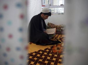 Cara Itikaf Ramadan Lengkap dengan Syarat dan Rukun, Boleh di Rumah?