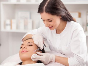 Gratis Konsultasi Dokter Kulit dan Diskon Skincare, Mau?