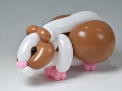 Dari Balon Seniman Ini Ciptakan Karya Super Keren