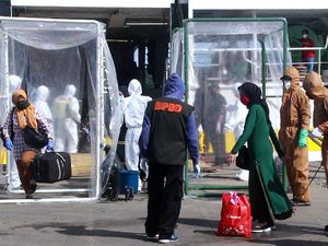 Dideportasi dari Malaysia, 55 TKI Tiba di Parepare