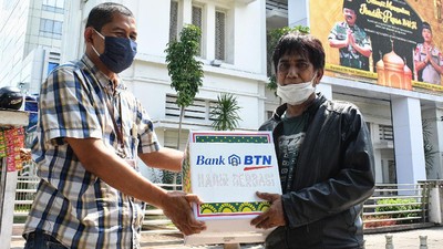 Sembako untuk Ojek Pangkalan