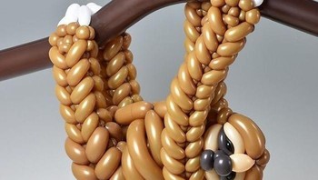 Adalah Masayoshi Matsumoto seniman asal Jepang yang mampu menciptakan patung dengan berbahan balon. (Foto: Instagram/Masayoshi Matsumoto)