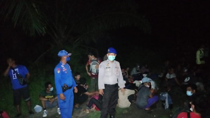 Patroli Cegah Corona, Polisi Amankan 80 TKI Ilegal di Asahan Sumut