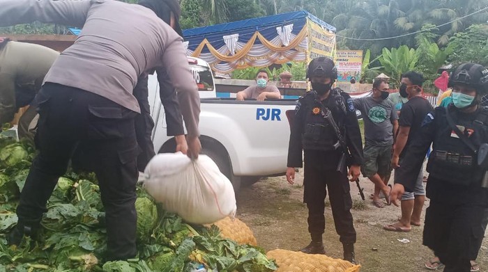 Dua Warga Bawa Miras