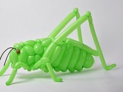 Dari Balon Seniman Ini Ciptakan Karya Super Keren