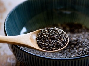 Jangan Langsung Dimakan! Ini Alasan Chia Seeds Wajib Direndam