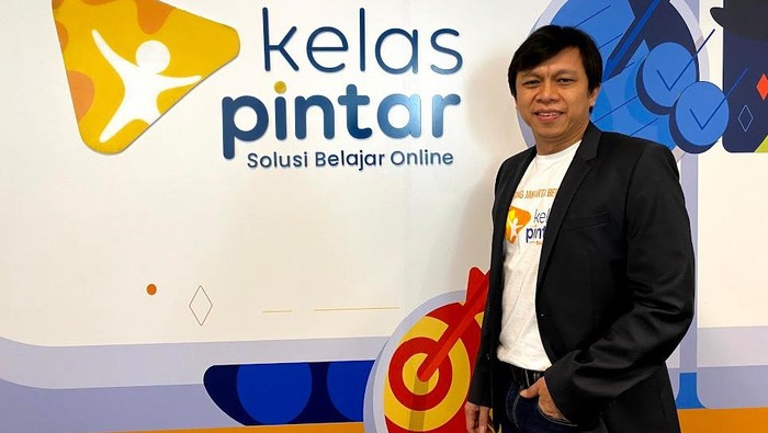 Kelas Pintar yang merupakan salah satu platform belajar mengajar pun mengalami kenaikan traffic imbas dari penyakit yang disebab oleh virus Sars-CoV-2 ini.