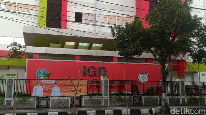 Seorang bayi berstatus pasien dalam pengawasan (PDP) Corona di Kota Madiun meninggal, Sabtu (16/5) malam. Bayi itu meninggal saat menjalani perawatan di RSUD dr Soedono Madiun.