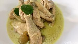 10 Resep Ayam Bumbu Tradisional yang Sedap Untuk Makan Siang