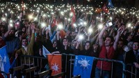 Tahun 1978, Abdullah Ocalan mendirikan PKK yang menyerukan negara Kurdi merdeka di Turki. Enam tahun kemudian PKK memulai gerakan bersenjata dan sejak saat itu lebih 40.000 orang tewas dan ribuan terusir dari kediaman mereka karena konflik ini.  Gokhan Tan/Getty Images.