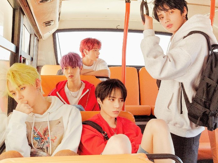 TXT Comeback dengan Lagu Cant You See Me?