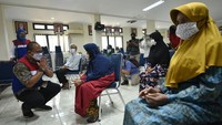 Pertamina melalui program bertajuk Energi Tulus Tak Berhenti, Ramadhan Berbagi, menyalurkan bantuan senilai Rp 17,2  miliar yang disalurkan kepada 40.224 anak panti asuhan, Penyandang Disabilitas dan Lansia di seluruh Indonesia. Istimewa/Dok. Pertamina.