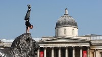 Parkour sendiri artinya bergerak atau berpindah tempat dari titik A ke titik B, melewati rintangan dengan gerakan secepat mungkin. Foto: Ryan Pierse