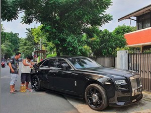 Disebut Diisi Bensin Eceran, Ini Fakta Rolls Royce Raffi Seharga Rp 15 M