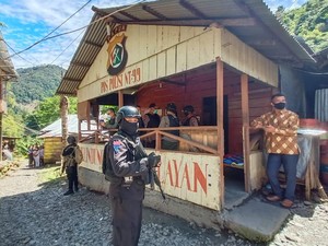 Kapolda Papua-Pangdam Cenderawasih Tinjau Pospol yang Diserang KKB