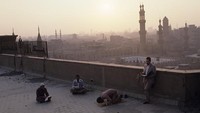 Modernisasi di Al-Azhar juga turut memperluas Pengaruh Al-Azhar terhadap di dunia Islam, banyak tokoh-tokoh yang nantinya menjadi orang penting belajar di tempat tersebut. Selama tahun 1990-an setidaknya ada terdapat enam ribu siswa internasional yang terdaftar di Al-Azhar dan mereka mewakili 74 negara. Manuel Litran/Paris Match via Getty Images.