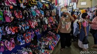 Keramaian tersebut bertepatan dengan H-5 lebaran Idul Fitri 1441 H.
