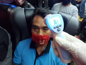 Tiga Bus Bawa 112 Pemudik ke Madura Dihentikan di Tol Sumo