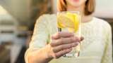 5 Manfaat Minum Air Lemon untuk Kesehatan Menurut Dokter