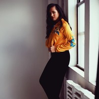 Ini berarti segalanya bagiku. Tahu bahwa keluargaku punya koneksi yang khusus dalam bergulat merupakan hal spesial buatku dan aku bersyukur bisa dapat kesempatan ini, tak hanya untuk bergulat, tapi juga membawa warisan itu, kata Simone kepada WWE. Foto: Instagram/@simonegjohnson