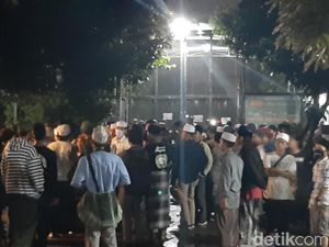 Alasan Ditjen Pindah Habib Bahar ke Nusakambangan: Massa Rusak Pagar LP