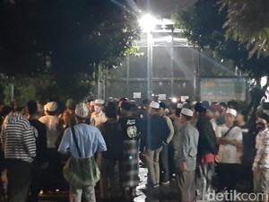 Alasan Ditjen Pindah Habib Bahar ke Nusakambangan: Massa Rusak Pagar LP