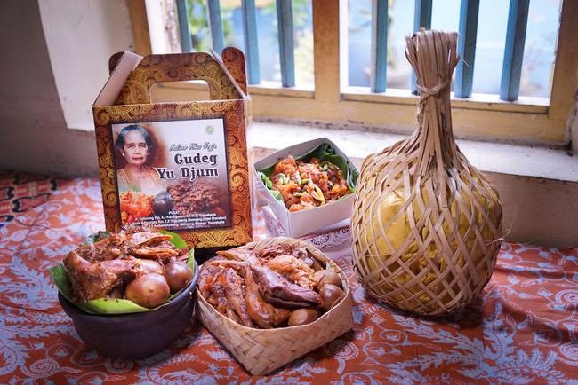 Tunda Mudik Tetap Bisa Pulang Kampung dan Dapat Gudeg Kendil hingga Walang Goreng