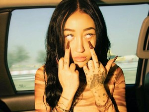 Noah Cyrus Minta Maaf Gegara Komentar Rasis Bela Harry Styles