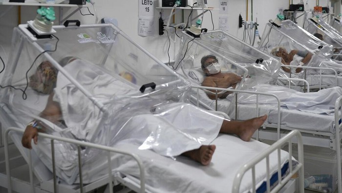 Kini Brasil Urutan Ketiga Kasus Corona Terbanyak di Dunia Jumlah kasus infeksi virus Corona di Brasil mencapai 254 ribu kasus. Kini Brasil menjadi negara ketiga dengan total kasus virus Corona terbanyak di dunia.