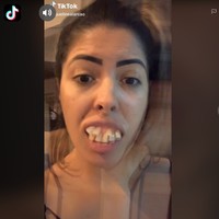 Jaqueline Alarcao adalah influencer asal Brazil. Baru-baru ini, Jaqueline jadi viral karena memperlihatkan transformasi penampilannya.  Foto: dok. TikTok, Instagram