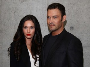 Pacaran dengan Machine Gun Kelly, Megan Fox Resmi Gugat Cerai Suami