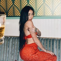 Hidup dalam keluarga terkenal, Noah juga pernah curhat mengenai betapa stresnya tampil di depan publik. Sangat stres melihat fotoku di media online, membaca hal-hal mengenaiku di internet yang aku asumsi itu pasti benar, katanya kepada The Telegraph. Foto: Instagram @noahcyrus