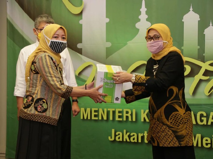 Menaker Ida Fauziyah