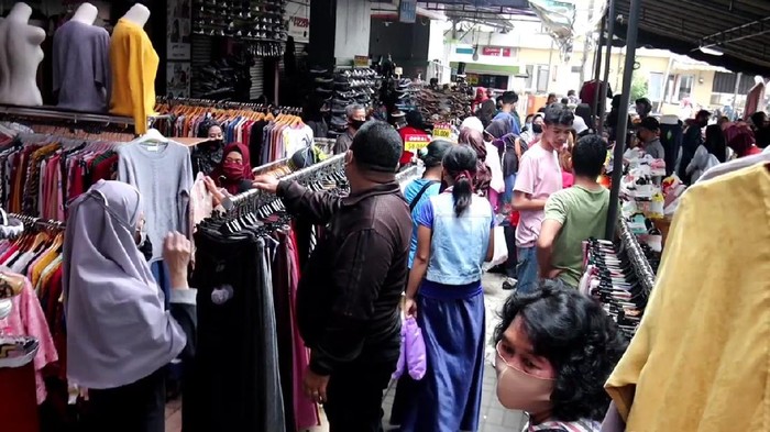 Pedagang di ITC Bandung Kembali Jualan di Tengah PSBB