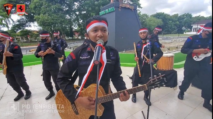 Batalion C Pelopor Sat Brimob Polda Sulsel membuat lagu Jangan Mudik untuk mengajak masyarakat memutus mata rantai penyebaran COVID-19 (Screenshot YouTube)