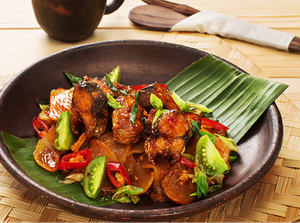 Mau Makan Pedas Saat Berbuka? Cobain Resep Seblak Sarden Ini